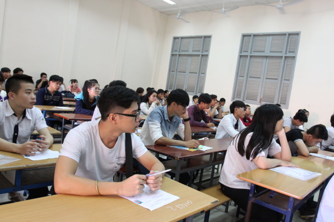 Thí sinh dự thi THPT quốc gia 2015. Ảnh: M.G