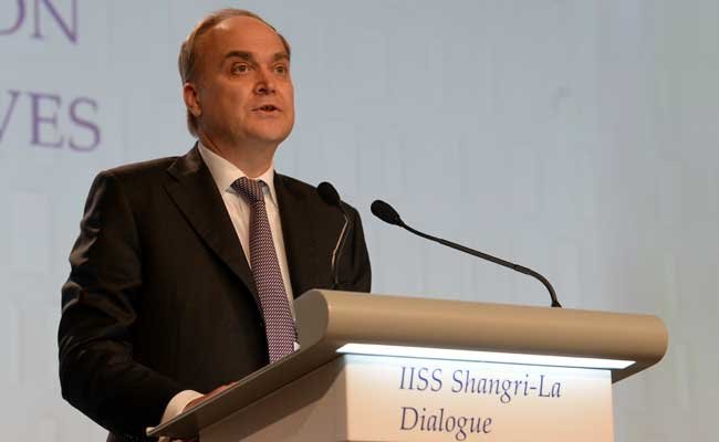 Thứ trưởng Bộ quốc phòng Nga Anatoly Antonov phát biểu tại diễn đàn an ninh Shangri-La, Singapore - Ảnh: AFP