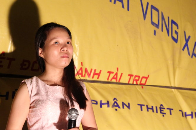 Niềm đam mê âm nhạc giúp cô gái nhỏ Nông Thị Bình vượt qua được nỗi đau trong quá khứ và vươn lên trong cuộc sống - Ảnh: HUYỀN PHẠM