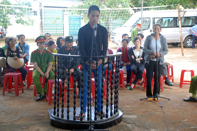 Bị cáo Huấn tại phiên tòa - Ảnh: NAM NGUYÊN