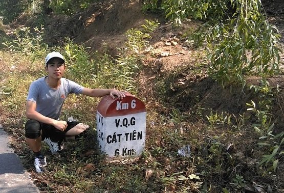 Phan Bá Lành trên hành trình chạy 150km từ TP.HCM đến Nam Cát Tiên - Ảnh: NVCC