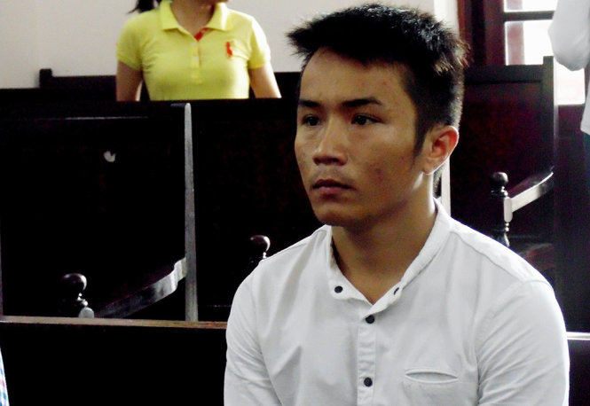 Bị cáo Khoa tại tòa.