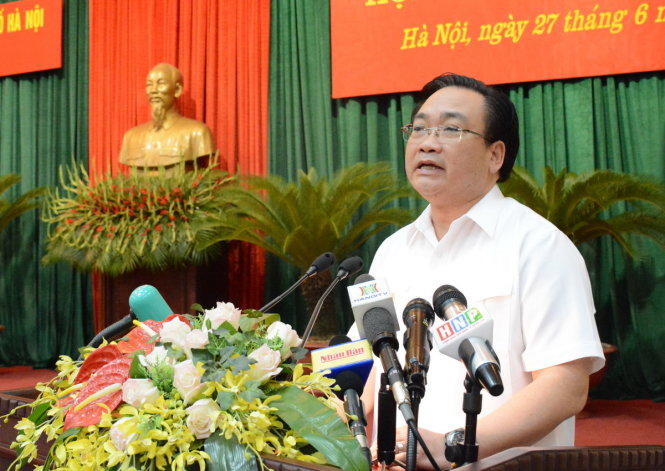 Bí thư Thành ủy Hoàng Trung Hải phát biểu tại hội nghị