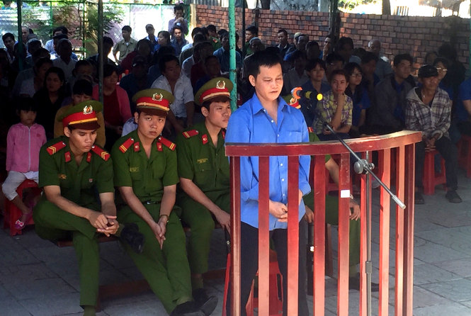Tiến tại phiên tòa lưu động