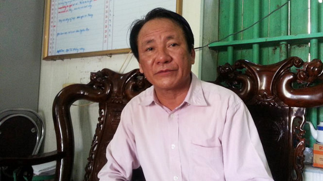 Thầy giáo Phạm Xuân Định - hiệu trưởng trường THCS Vũ Tiến bị kỉ luật khiển trách liên quan đến việc buộc thôi học ba em học sinh lớp 9 có hành vi