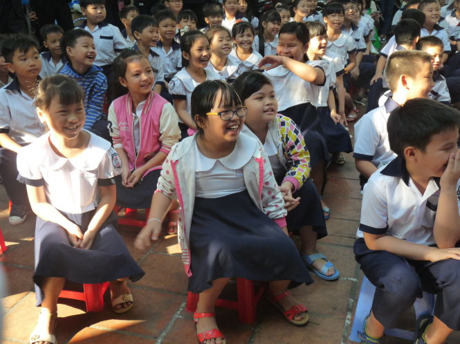 Học sinh Trường tiểu học Lê Đình Chinh, quận 5, TPHCM. Ảnh: H.HG