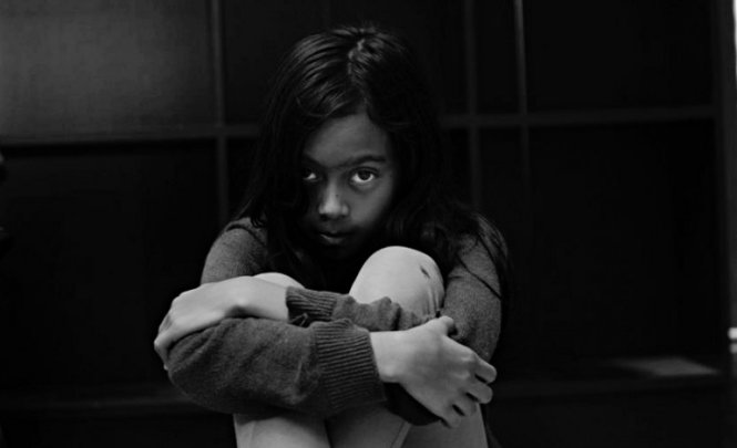 Đừng ngần ngại, hãy báo ngay cho cơ quan chức năng gần nhất về những hành vi xâm hại tình dục trẻ em - Ảnh: Psychology Today