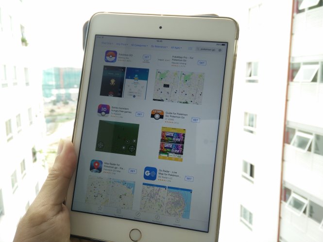 Rất nhiều ứng dụng liên quan đến Pokemon Go trên các kho ứng dụng di động, đó cũng là cơ hội cho các ứng dụng giả mạo phát tán. - Ảnh: Đức Thiện
