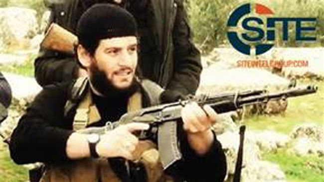 Trong bức ảnh không đề ngày này của tổ chức tình báo SITE là hình ảnh của tên Abu Muhammed al-Adnani - Ảnh: SITE