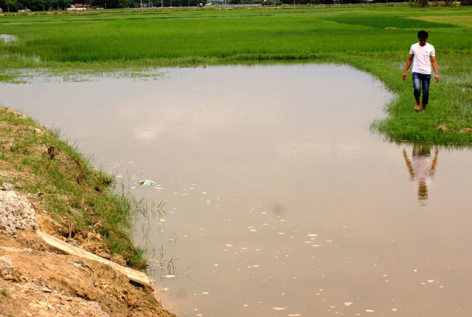 Hồ nước nơi em Quân và Phương chết đuối do thả thuyền giấy