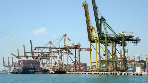 Các tàu của Hanjin đã không thể cập vào các cảng biển từ tuần trước sau khi họ nộp đơn xin phá sản - Ảnh: AFP
