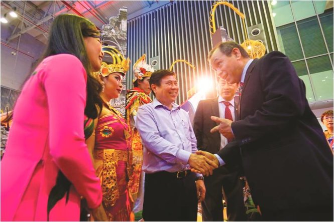 Lãnh đạo thành phố tham dự lễ khai mạc Hội chợ ITE HCMC 2016 sáng ngày 8/9/2016 Ảnh: QUANG ĐỊNH