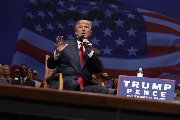 Ứng cử viên tổng thống Mỹ Donald Trump - Ảnh: AP