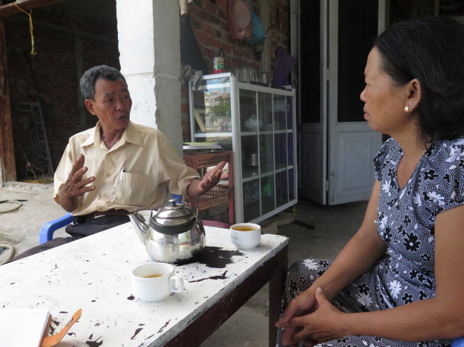 Ông Kim và bà Thanh, hai người là nạn nhân sống sót sau cuộc thảm sát của lính Đại Hàn ở Quảng Nam, kể về cuộc đời bi thương của mình - Ảnh: TẤN VŨ