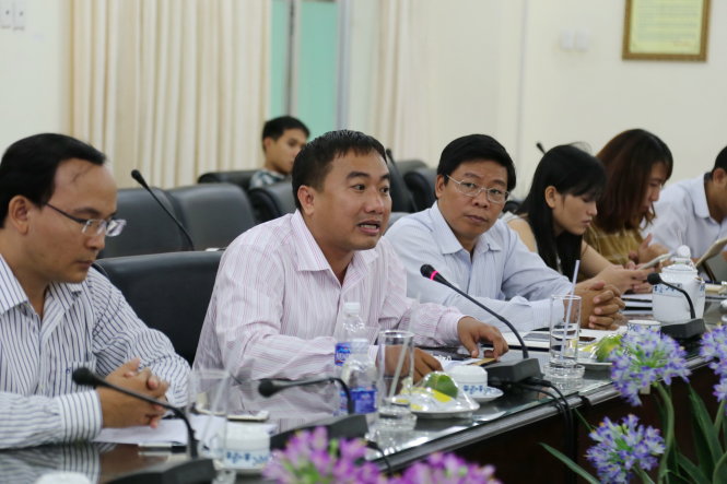 ThS Phạm Thái Sơn (phó giám đốc trung tâm tuyển sinh Trường ĐH Công nghiệp thực phẩm TP.HCM) phát biểu tại buổi tọa đàm về tuyển sinh 2017 - Ảnh: NHƯ HÙNG