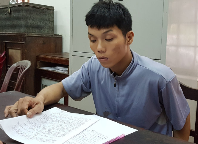Đối tượng Đoàn Phan Đình Nhựt tại cơ quan công an