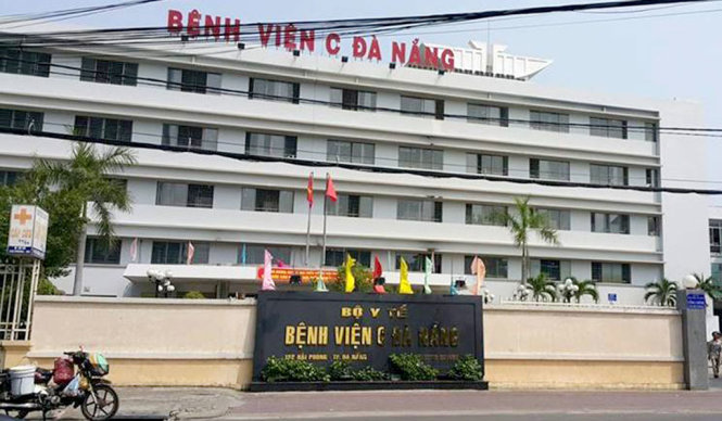 Bệnh viện C nơi xảy ra vụ nhảy lầu của anh V - Ảnh: Đ.CƯỜNG