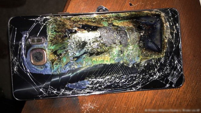 Có nhiều báo cáo về việc điện thoại Galaxy Note 7 của Samsung bị cháy - Ảnh: AP