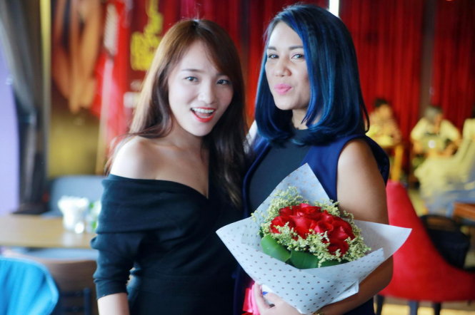 Hai quán quân Vietnam Idol Janice Phương và Nhật Thủy trong buổi họp báo giới thiệu đêm nhạc - Ảnh: Tuấn Nguyên