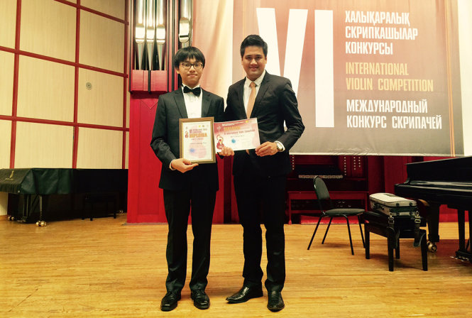 Nghệ sĩ violin Bùi Công Duy và học trò