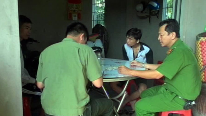 Dương Minh Thương làm việc với công an