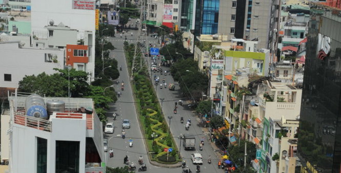Đường Phan Xích Long bây giờ