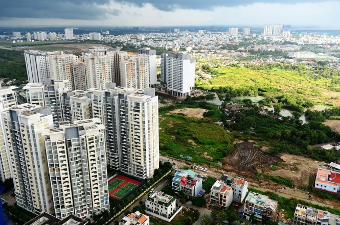 Nhiều chủ đầu tư đã nhạy bén chuyển hướng ra ngoài những nơi đã quá đông đúc cả người bán lẫn người mua. Ảnh: QUANG ĐỊNH