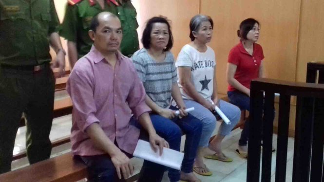Các bị cáo tại tòa - Ảnh: Tuyết Mai