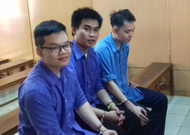 Các bị cáo tại toà - Ảnh: TUYẾT MAI
