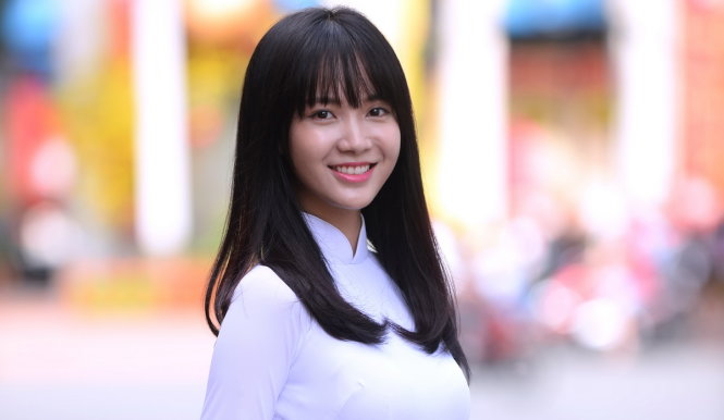 Jang Mi được nhiều người mến mộ bởi sở hữu giọng ca ngọt ngào và khuôn mặt xinh xắn - Ảnh: Hữu Khoa