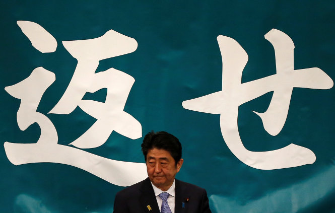 Thủ tướng Nhật Shinzo Abe dự lễ kỷ niệm Ngày Lãnh thổ phương bắc hôm 7-2 - Ảnh: Reuters
