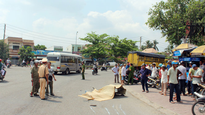 Hiện trường của vụ tai nạn giao thông - Ảnh: HOÀI THƯƠNG