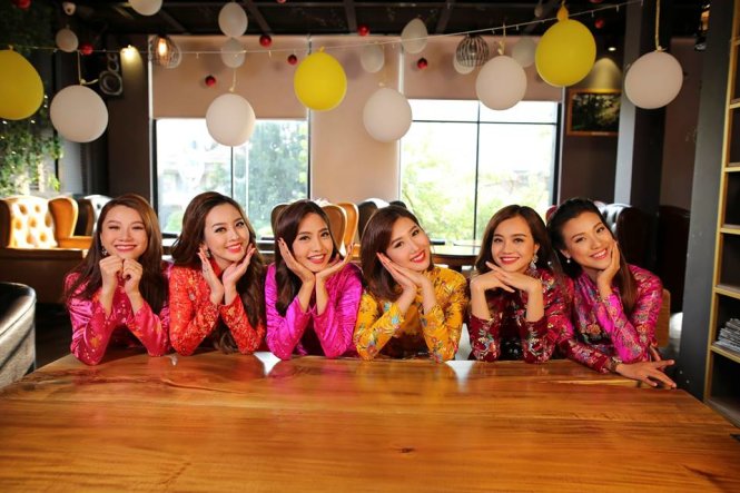 Các nữ MC hội ngộ trong chương trình Chuyện trưa 12h - Ảnh: Nhân Lê