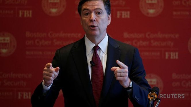 Giám đốc FBI James Comey phát biểu tại Diễn đàn An ninh Mạng Boston ngày 8-3 - Ảnh: Reuters