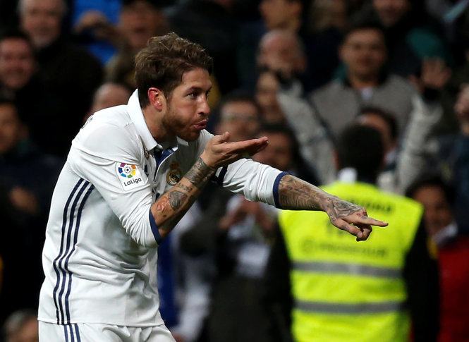 Ramos ăn mừng bàn thắng vào lưới Real Betis. Ảnh: REUTERS