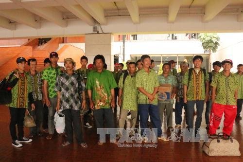 Các ngư dân VN được phía Indonesia trả tự do - Ảnh: TTXVN