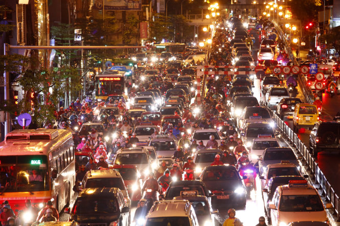 Hà Nội treo thưởng 6,5 tỉ đồng cho giải pháp chống kẹt xe- Ảnh: NAM TRẦN