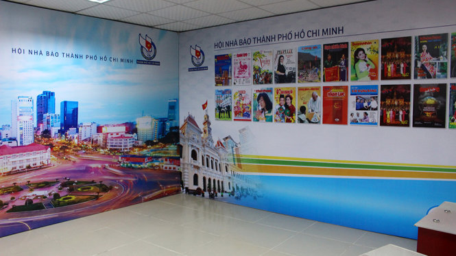 Gian hàng của Hội Nhà báo TP Hồ Chí Minh - Ảnh: HỒNG LINH
