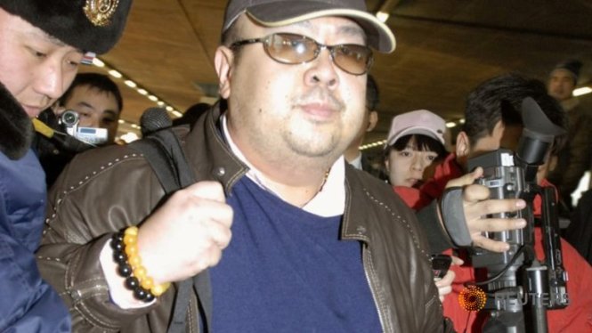 Ông Kim Jong Nam đến sân bay Bắc Kinh, Trung Quốc hồi năm 2007 - Ảnh: Reuters