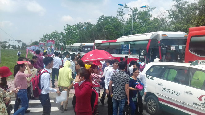Một buổi mở bán dự án của Công ty Kim Phát vào tháng 7-2016 - Ảnh: Quang Định