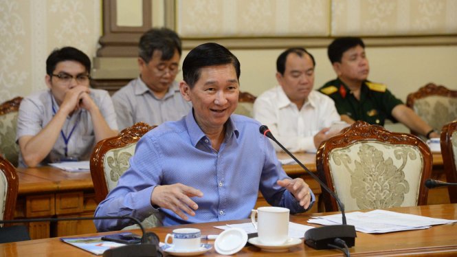Phó Chủ tịch UBND TP.HCM Trần Vĩnh Tuyến phát biểu tại cuộc làm việc về du lịch TP ngày 21-4 - Ảnh: Tự Trung