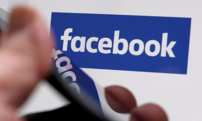 Sách trắng của Facebook mô tả chi tiết những thủ đoạn tinh vi và được trả nhiều tiền của các tổ chức, chính phủ trong việc lợi dụng nền tảng công nghệ của họ để tiến hành các chiến dịch tuyên truyền - Ảnh: Reuters