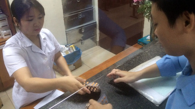 Bệnh nhân nhận thuốc Tasigna tại Viện Huyết học truyền máu T.Ư ngày 5-5 -
Ảnh: THÚY ANH