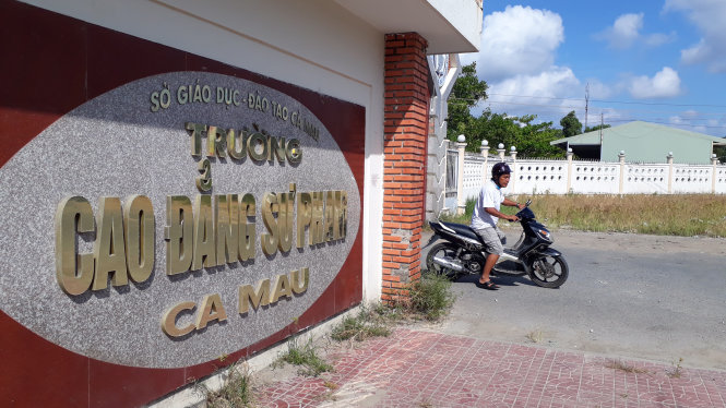 Theo Bộ GD-ĐT, việc UBND tỉnh Cà Mau giải thể Trường CĐ Sư phạm Cà Mau là sai luật - Ảnh: N.Hùng
