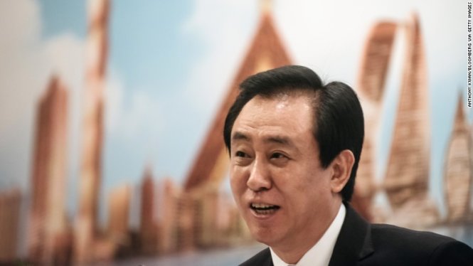 Tỉ phú Hứa Gia Ấn - Ảnh: AFP