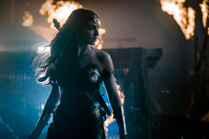Wonder Woman không chỉ sở hữu vẻ đẹp sắc sảo mà còn mang tinh thần của trí tuệ và tình yêu thương