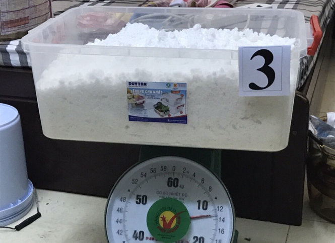 Ma túy được sản xuất dưới dạng bột - Ảnh Công an cung cấp