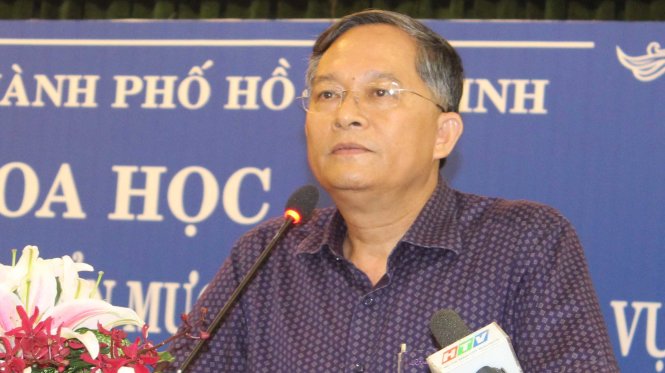 TS Nguyễn Việt Hùng: “Cán bộ gương mẫu có khi thành lập dị” - Ảnh: Q.H