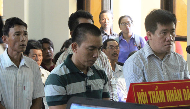Các bị cáo tại phiên tòa - Ảnh: L.T