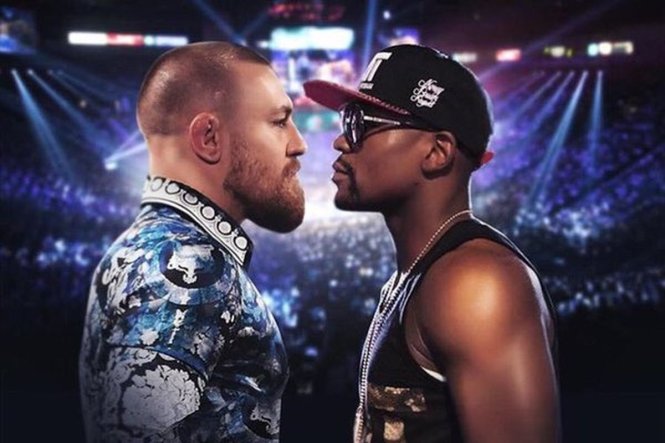 Trận so găng giữa Floyd Mayweather (phải) và Conor McGregor bị chỉ trích nặng nề Ảnh: BLOODY ELBOW